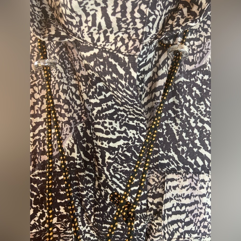 H & M~Cropped High Low Abstract Hooded Top/Jacket~Elastic Sleeves & Hem~Size S - Picture 9 of 14